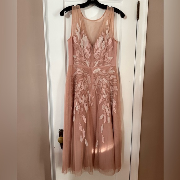 Embroidered blush pink dress with tulle skirt, excellent condition. - Picture 3 of 4